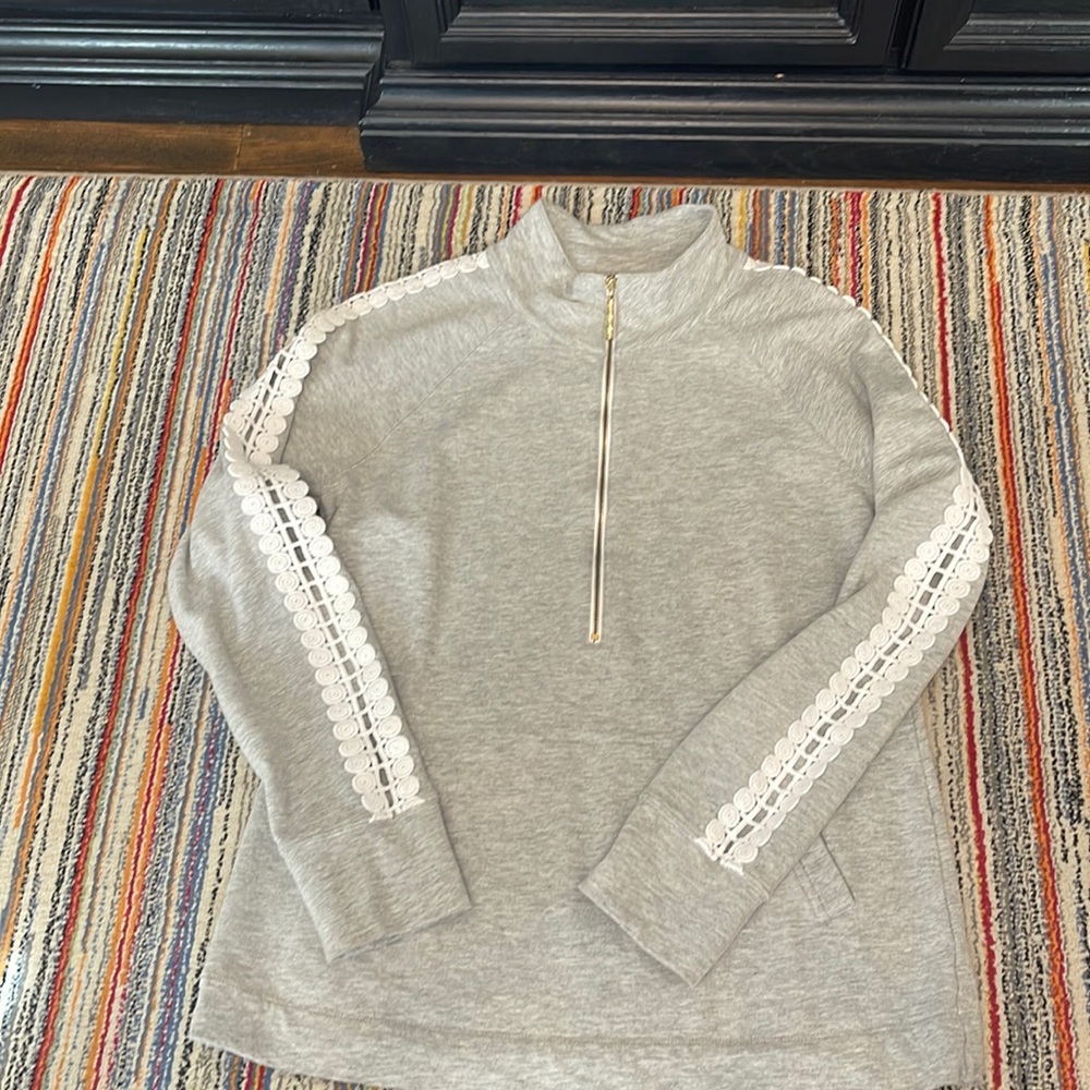 Lilly Pulitzer Skipper Popover Grey with White Cut-out Detail